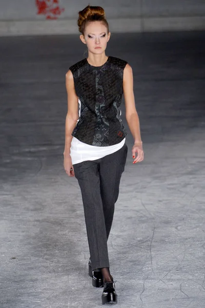 Look 27
